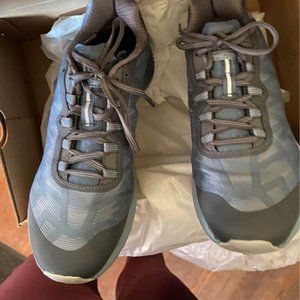 merrell agility synthesis flex hiking shoes size 9 new in box
